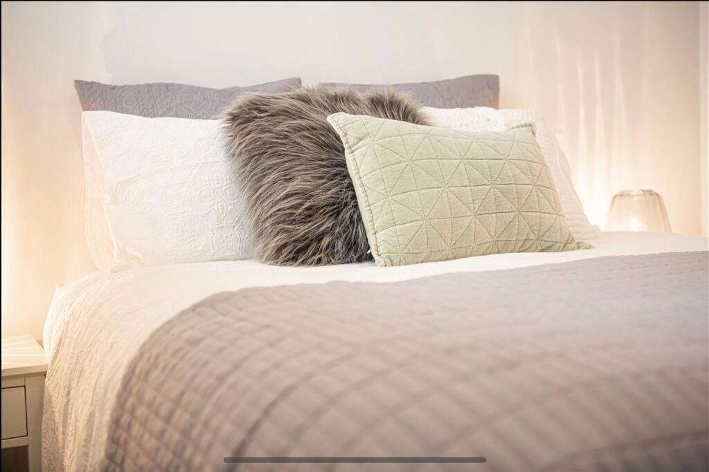 City Centre Apartment Close To Hagley Park Christchurch Esterno foto